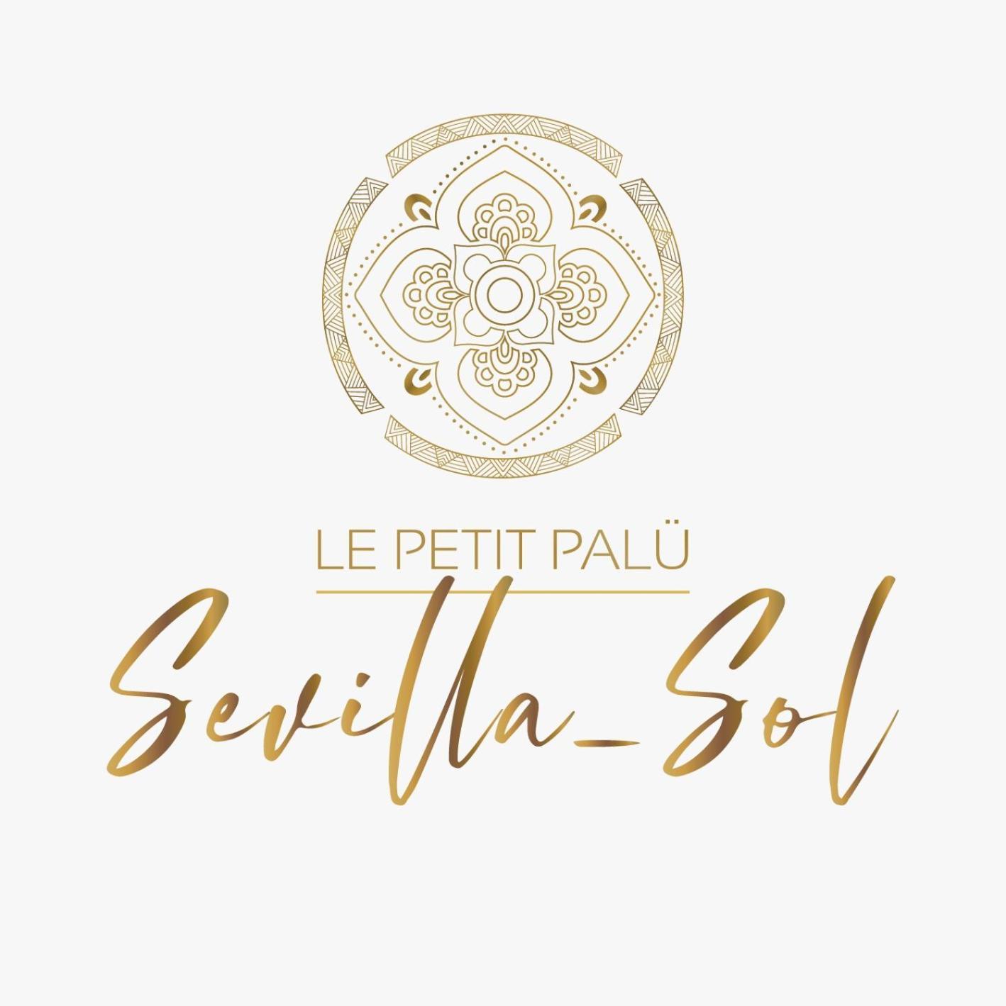 Le Petit Palue Sevilla Exterior photo